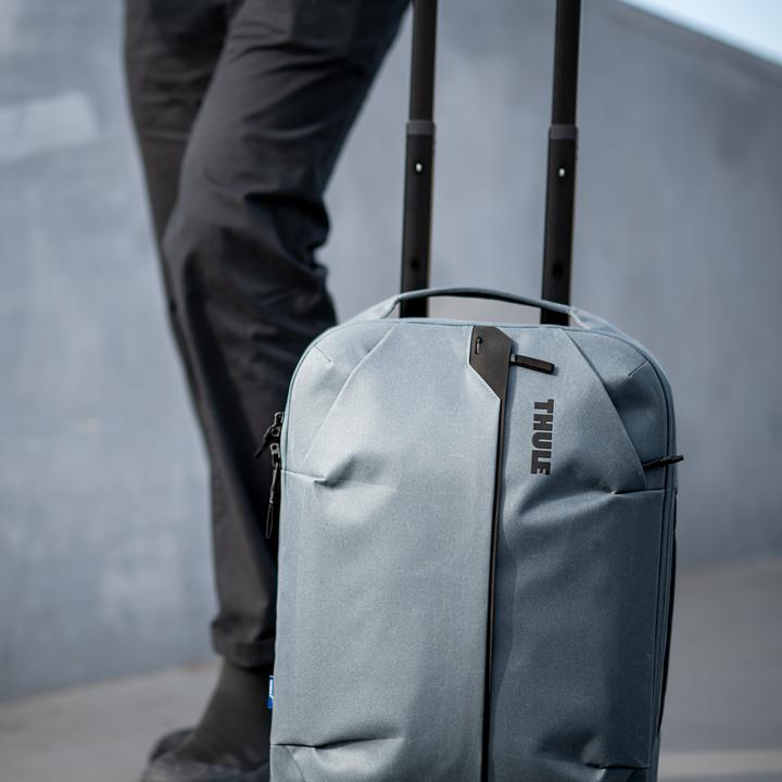 Actual product image Thule Aion Carry On Spinner - Dark Slate (35 l)