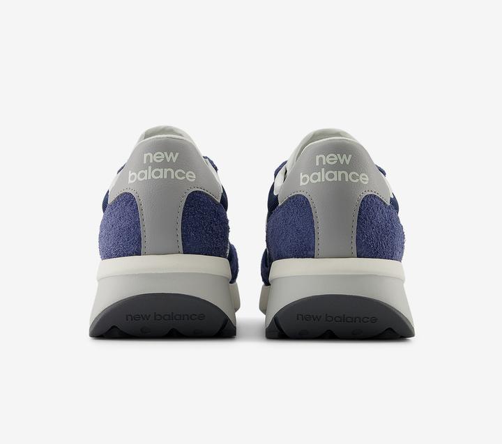 Image du produit New Balance U370AG (44)