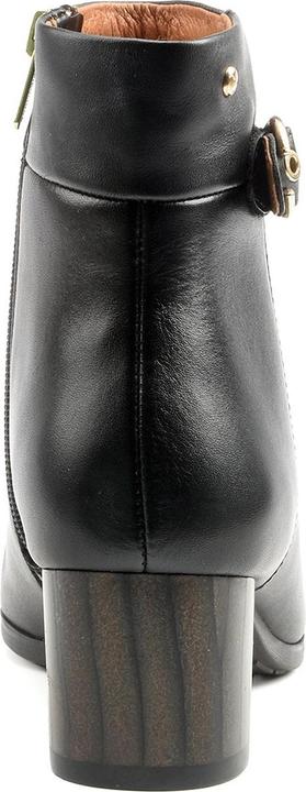 Actual product image Pikolinos Calafat (41)