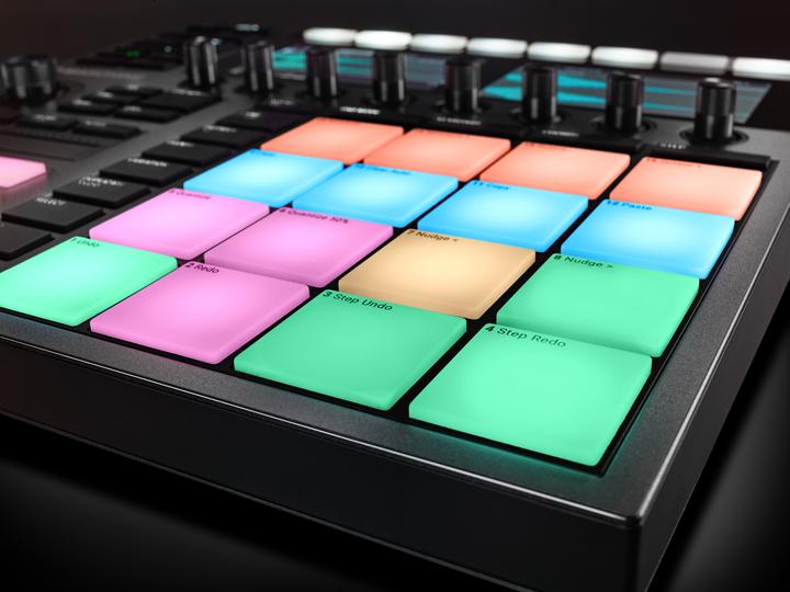 Produktbild Native Production Center Maschine+