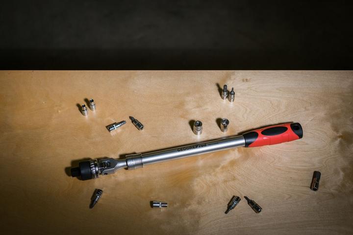 Actual product image Gedore Red red R60110009 2K-joint telescopic ratchet 1/2 430-580 mm (1/2")