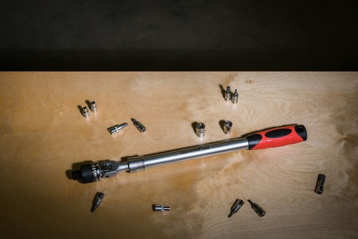 Actual product image Gedore Red red R60110009 2K-joint telescopic ratchet 1/2 430-580 mm (1/2")