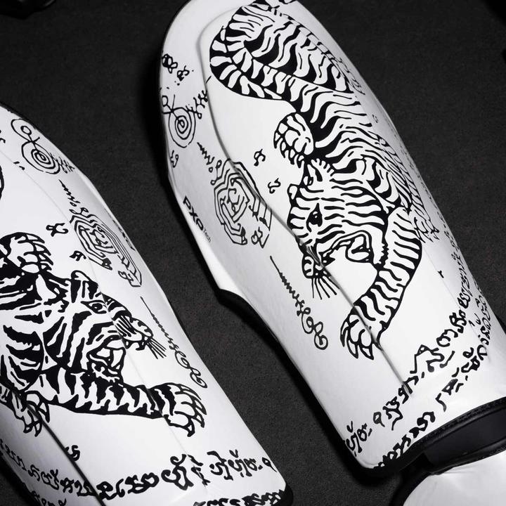 Actual product image Phantom Athletics Shinguards Muay Thai (S, M)