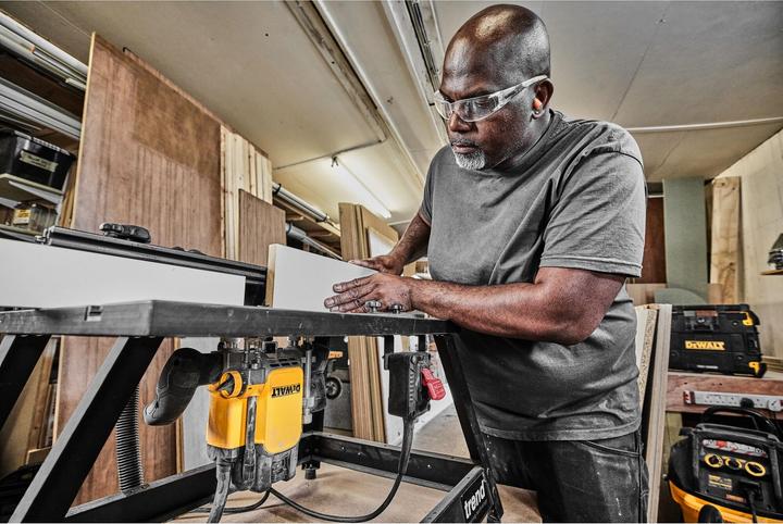 Produktbild DeWalt Oberfräse