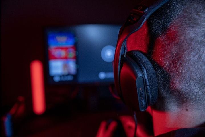 Image du produit Konix Casque gaming ultraléger Switch Skylite (Filaire)