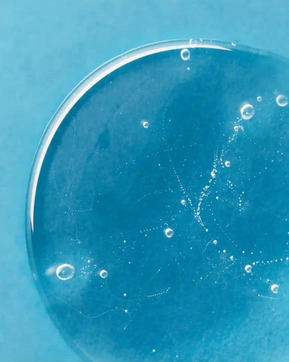 Produktbild NIVEA MEN Strong Power pH-Optimal (250 ml, Flüssiges Shampoo)