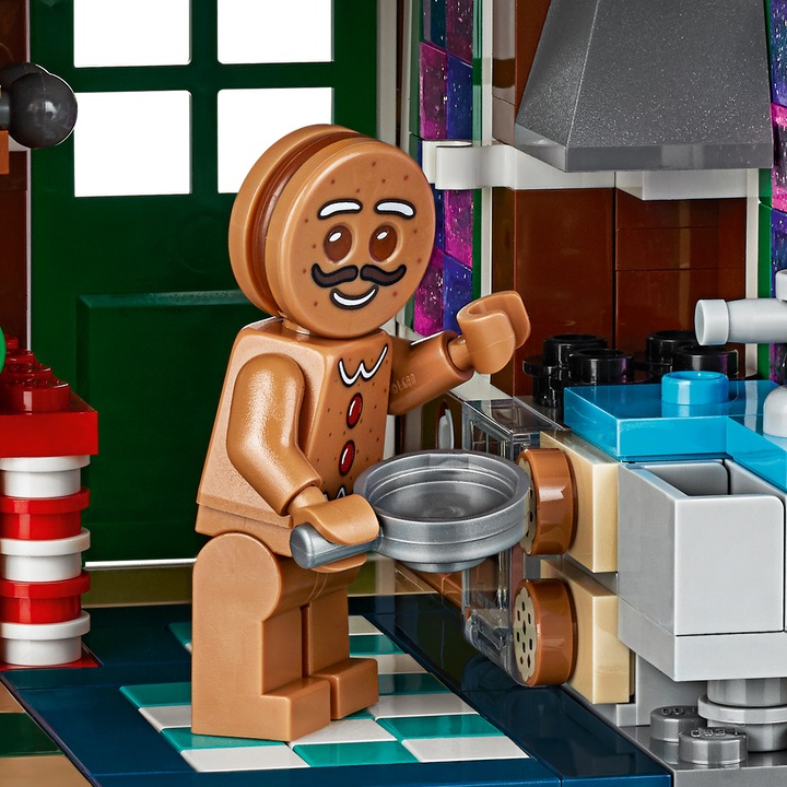 Actual product image LEGO Gingerbread House (10267, LEGO Creator Expert)