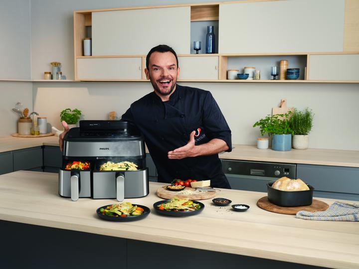 Actual product image Philips Steam Airfryer Dual Basket NA555/00