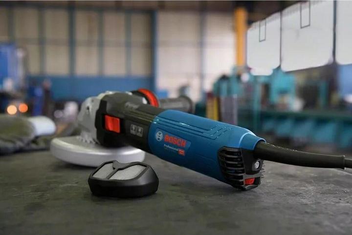 Actual product image Bosch Professional GWS 17-125 S (125 mm)