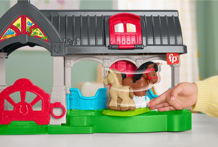 Actual product image Fisher-Price Little People Stable Playset