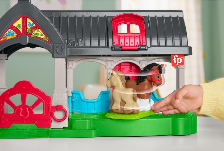 Immagine prodotto Fisher-Price Little People Stable Playset