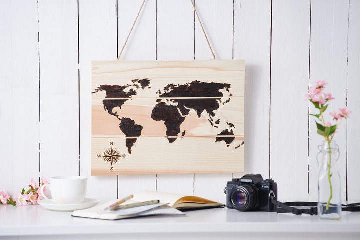Immagine prodotto VBS Stencil "Mappa del mondo XXL", A2