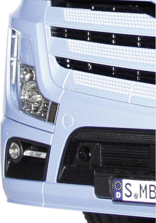 Actual product image Tamiya Mercedes B. Actros1851 GigaSpace (Kit)