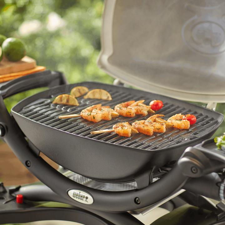 Actual product image Weber Barbecue grill set