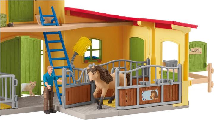 Actual product image Schleich Pony box with Icelandic horse stallion