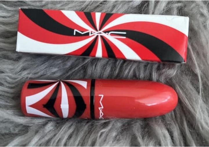 Produktbild MAC Cosmetics Lipstick Hypnotizing Holiday (For My Next Trick)