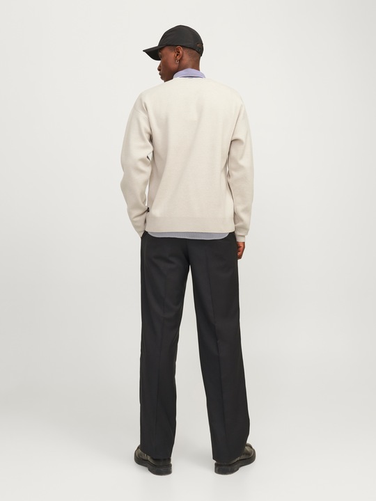 Actual product image Jack & Jones Plain knitted jumper with round neck Knitted jumper with round neck (XS)