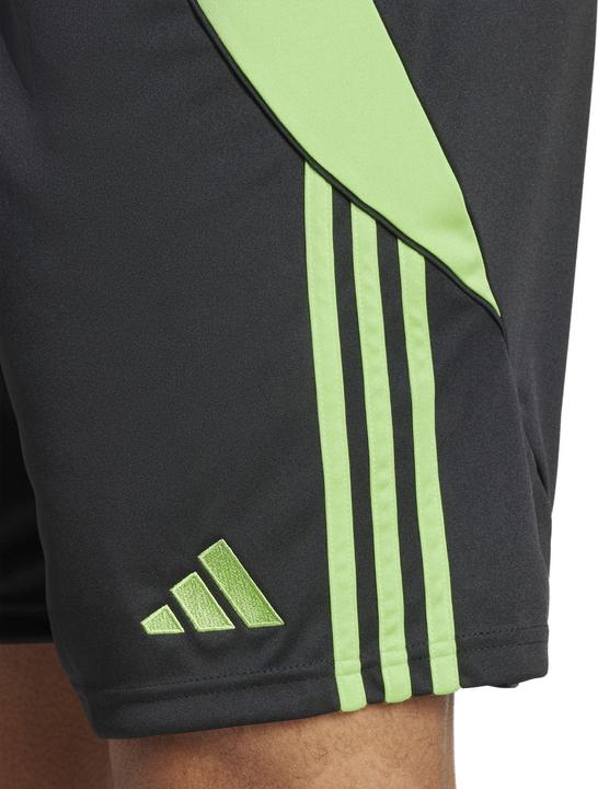 Produktbild Nike Tiro 24 Herrenshorts (M)
