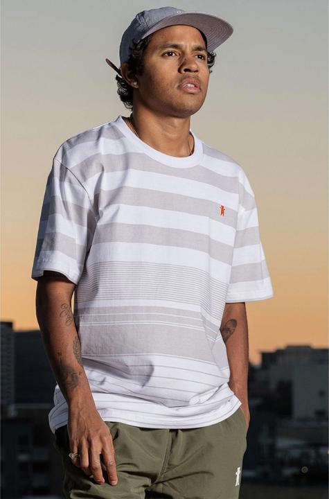 Actual product image Grizzly Manta Ray Striped Knit (S)