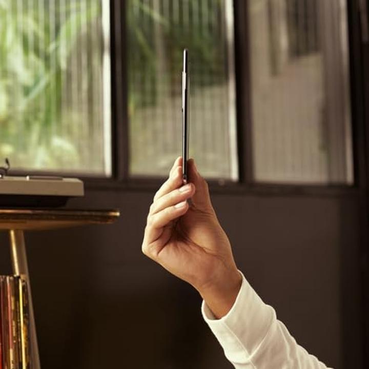 Actual product image Honor Magic V2 (512 GB, Purple, 7.92", Dual SIM, 5G)