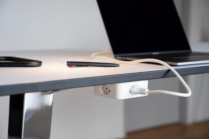 Produktbild Max Hauri Cube (3 x, Typ 13, USB-A, USB-C, 2 m)