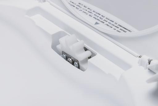 Actual product image Beeztees Moeza - Automatische Kattenbak - Wit - 57x56x62 cm (Self-cleaning litter tray)