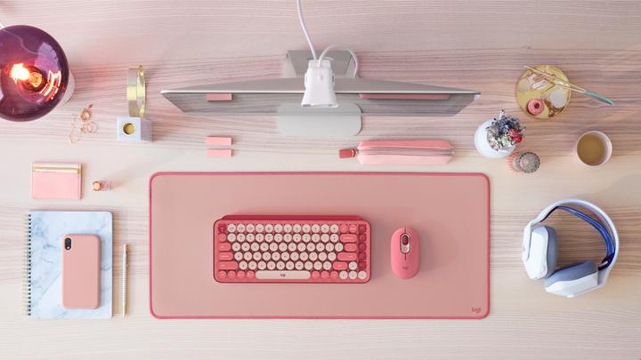 Actual product image Logitech Desk Mat Studio (Wide)