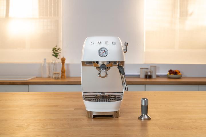 Immagine prodotto Smeg Macchina portafiltro compatta in stile anni '50