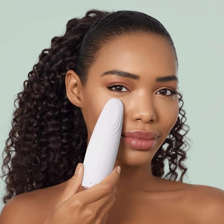 Actual product image Konjac Sponge Masażer do oczu Cool & Warm 6w1 Geske z Aplikacją (starlight)