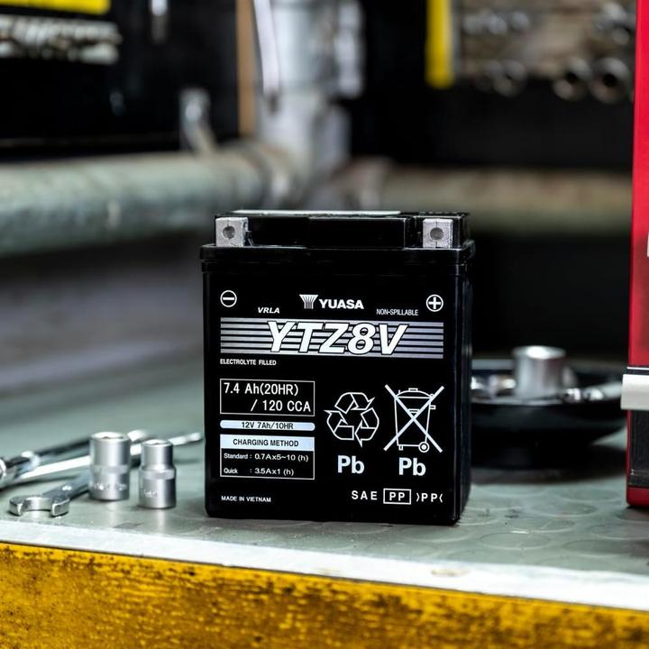 Produktbild Yuasa AGM Motorradbatterie 12V 7.4Ah 120A (12 V, 7.40 Ah, 120 A)