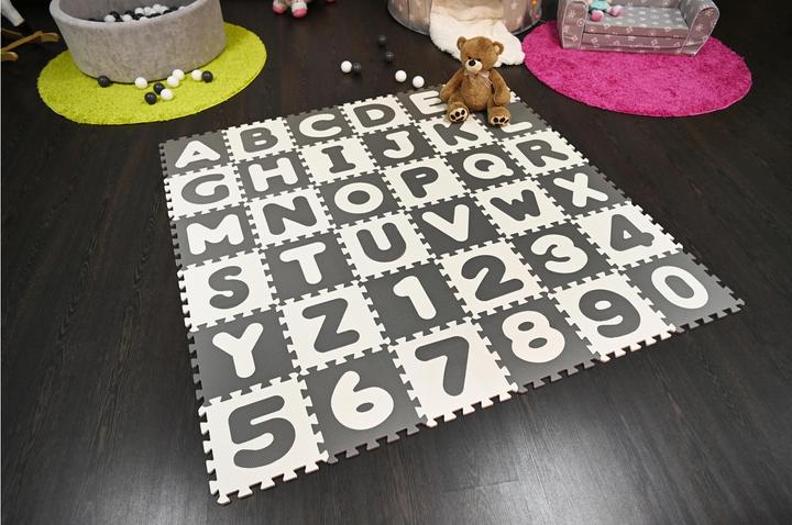Produktbild Knorrtoys Puzzlematte - "Alphabet + Zahlen" grau-weiss (180 x 180 cm)