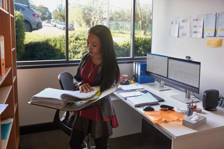 Produktbild HP E24T G5 23.8IN FHD 1920X1080 (1920 x 1080 Pixel, 23.80")