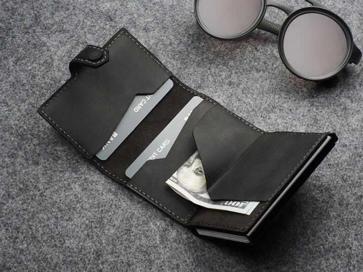 Actual product image Pularys Wallet HIKER credit card holder