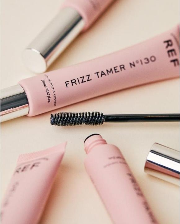 Actual product image Ref. REF Frizz Tamer No. 30 Styling Mascara 20 ml (20 ml)