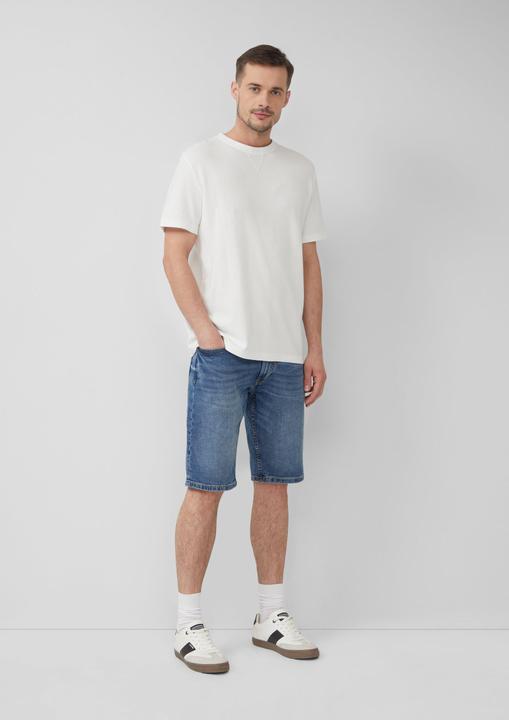 Produktbild S.Oliver Jeans-Hose Leichte Jeans-Bermuda / Regular Fit / Mid Rise (31)