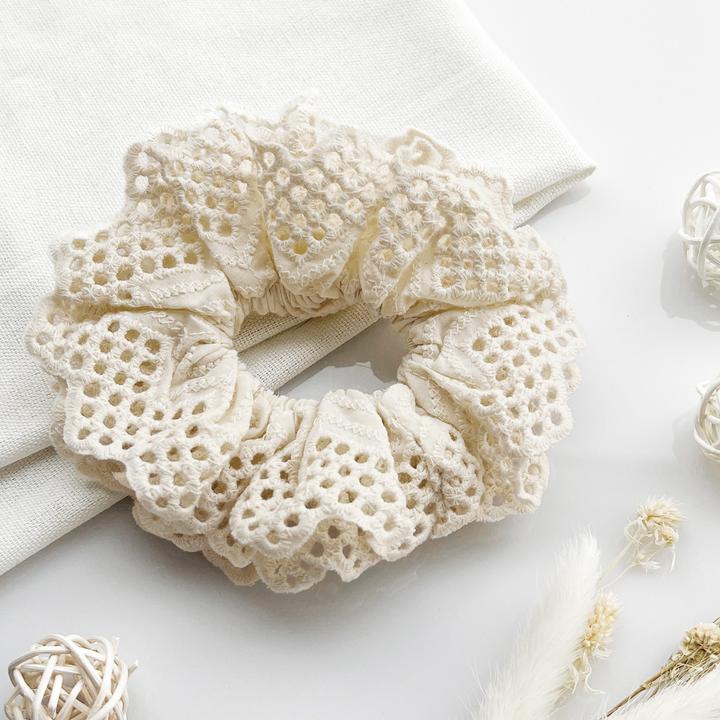 Immagine prodotto Avizar Scrunchie Bestickte Spitze Rosemarie (Elastico per capelli)