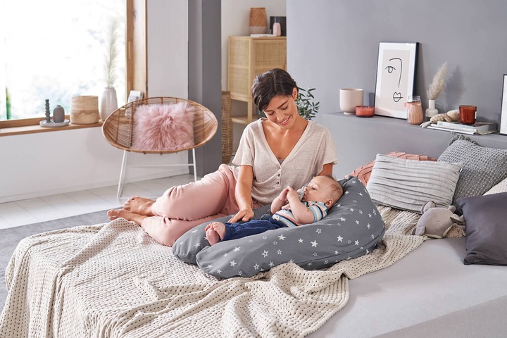 Produktbild Theraline Stillkissen "Das Original" mit Polyester Hohlfaser Füllung inkl. Bezug 190 cm (190 cm)