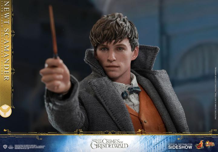 Actual product image Hot Toys Fantastic Beasts 2 "Newt Scamander" 1/6 Scale Figure
