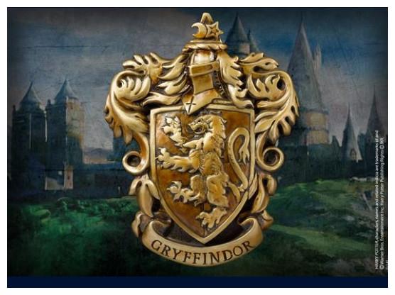 Actual product image Pyramid Harry Potter Wandschmuck Gryffindor House Crest (21 x 28 cm)