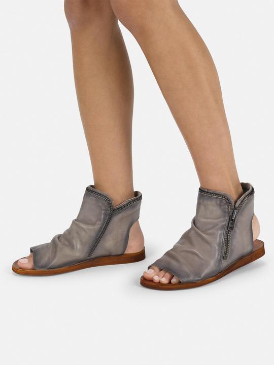 Actual product image Felmini The wide fit CAROLINA W095 combines style and comfort and has been specially designed for people who (37)