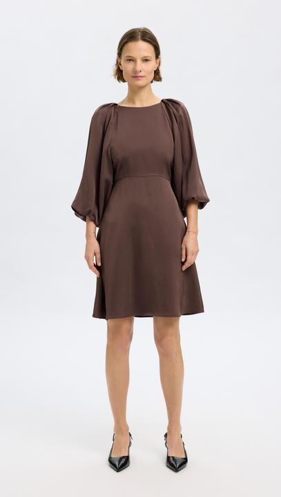 Produktbild Selected Rückenfreies Minikleid (36)