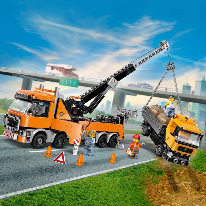 Produktbild LEGO Schwerlast-Abschleppwagen mit Kran (LEGO City)