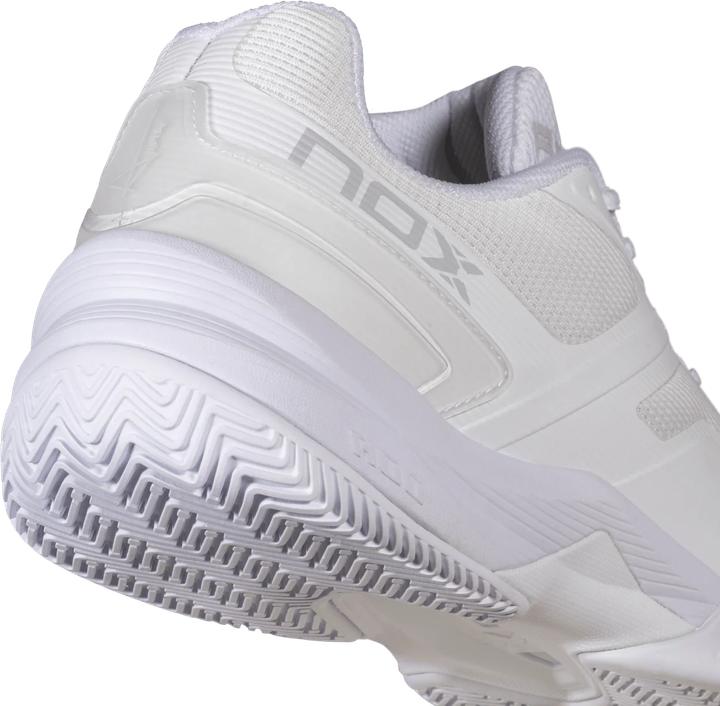 Produktbild Nox AT10 PRO Padelschuhe (39)