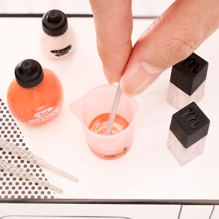 Actual product image MGA Make It Mini Makeup Series 1