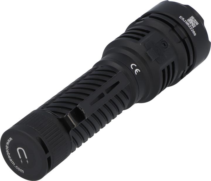 Actual product image AceBeam EC90 Taschenlampe mit 4.300 Lumen und 573 Metern Reichweite (13.75 cm, 4300 lm)