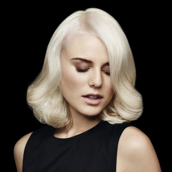 Image du produit Schwarzkopf Professional BlondMe Paint-on Lightener blond 250ml (Blond)