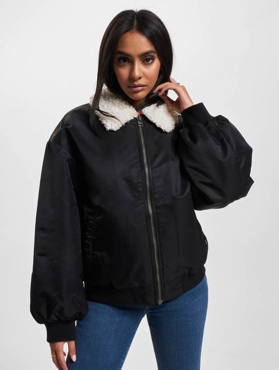 Actual product image Levis Elise retro bomber jacket - 86919 (L)