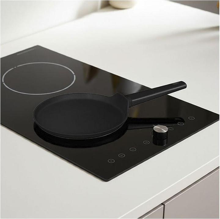 Immagine prodotto Blaumann Pancake Bratpfanne Ø 25cm Black Silver Collection (25 cm, Padella per friggere, Alluminio)