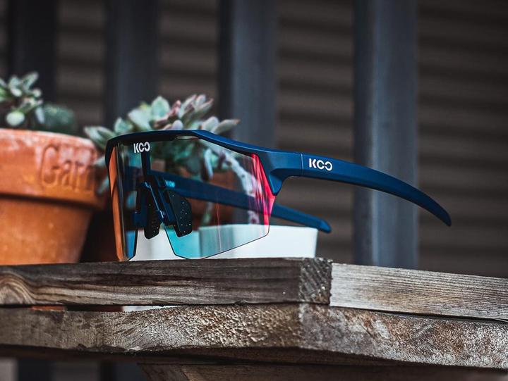 Image du produit KOO Alibi (Bleu foncé mat, Red, Rouge)