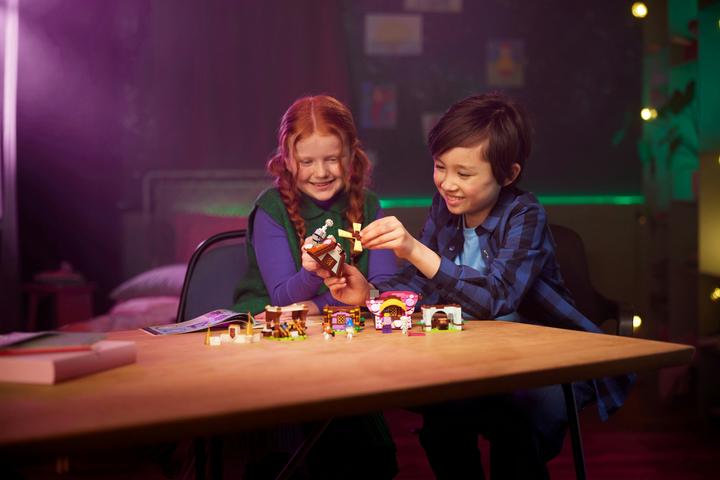 Produktbild LEGO Dreamzzz Traumdorf (40657, LEGO Dreamzzz, LEGO Seltene Sets)